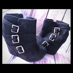 Black shi women’s wedges